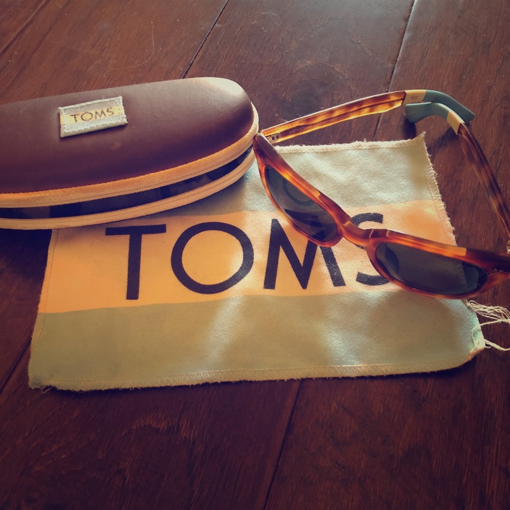 Toms Archie Tortoise Shell Sunglasses